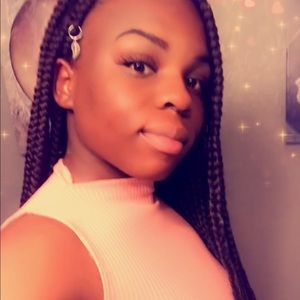 Meet your Posher, Nancica